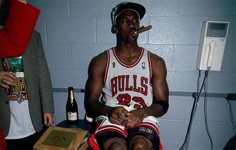 Are Michael Jordan’s Bulls The Best NBA Team Ever? Las Vegas Bookmakers ...