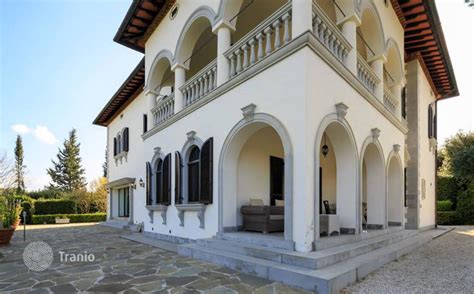 Villa for sale in Florence, Italy — listing #1929143