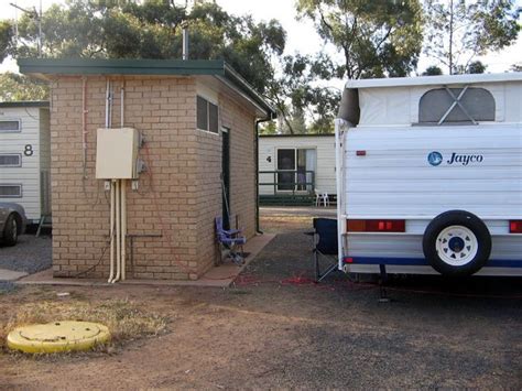 Nyngan Riverside Caravan Park - Nyngan Ensuite powered site for caravans