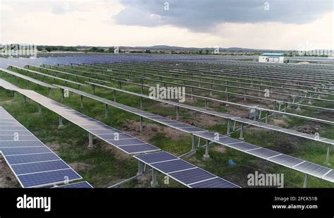 Solarpark aerial Stock Videos & Footage - HD and 4K Video Clips - Alamy