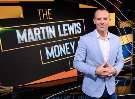 Martin Lewis’ Money Saving expert team issues passport warning to ...