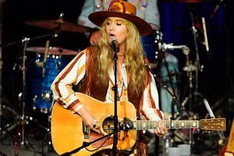 Lainey Wilson Songs That Made the 'Yellowstone' Star a Country Phenom