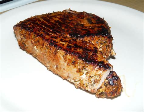 Moggy's Low Carb Kitchen: Blackened Tuna Steaks