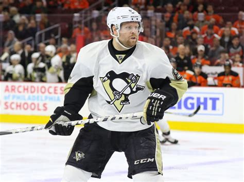 Phil Kessel Brings the Stanley Cup to Toronto - The Hockey Writers - Pittsburgh Penguins - NHL ...