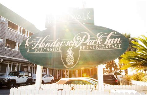 Henderson Park Inn (Destin, FL) - Resort Reviews - ResortsandLodges.com