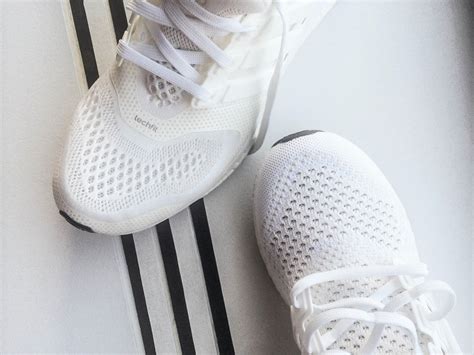 How to Clean White Running Sneakers