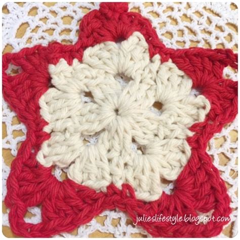 Crochet Star Ornament with Pattern | Julie's Creative Lifestyle