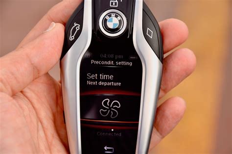 BMW display key – set the right climate before you reach the car ...