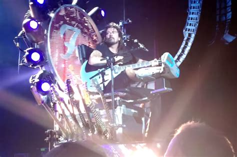 Watch Dave Grohl Play a Guitar Solo With His Leg Cast