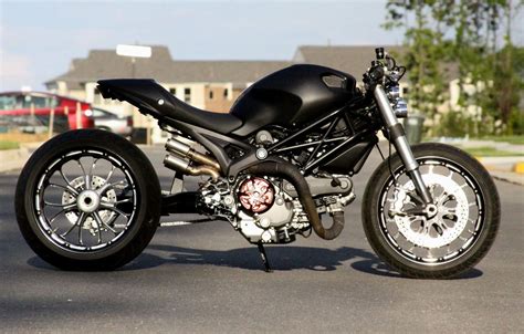 Ducati Monster 1100 - way2speed