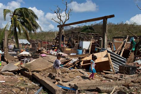 Government's handling of Hurricane Patricia is a rare bit of good news for Mexico - Los Angeles ...