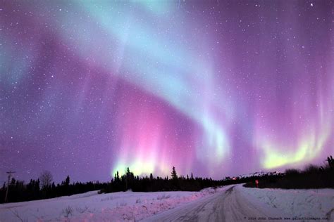 Amazing aurora in Alaska [1200x800] Beautiful Sky, Beautiful World, Beautiful Landscapes, Aurora ...