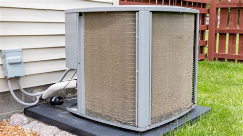 How To Clean Your Air Conditioner Condenser Coils, According To An Expert – Exclusive