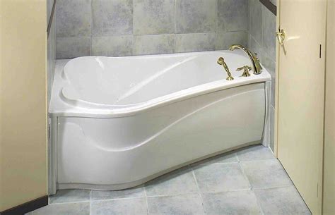 Exploring The Benefits Of A Deep Bathtub Shower Combo - Shower Ideas