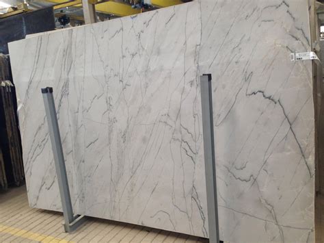 White Quartzite Slabs Polished Calacatta Quartzite Slabs 2cm