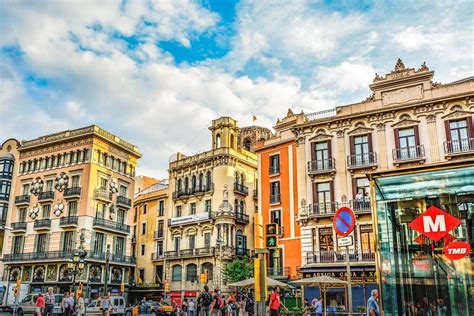 Barcelona Gothic Quarter: Guided Walking Tour - NHUE CONCIERGE SL