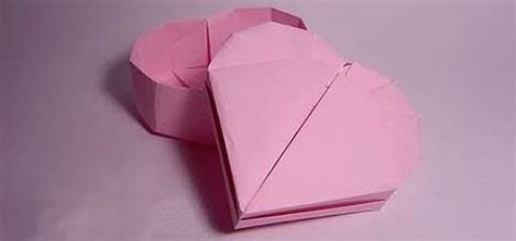 How to Fold a Heart-Shaped Box for Valentine's Day « Origami :: WonderHowTo