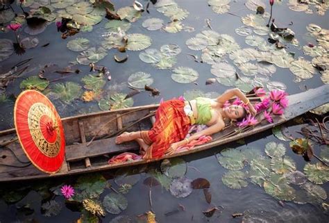 Myanmar Water Festival Stock Photos, Images and Backgrounds for Free ...