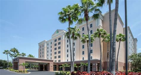 Embassy Suites Parking at Orlando Airport, MCO