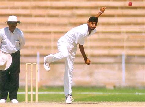 Indian Cricket Players: Harbhajan Singh Bowling