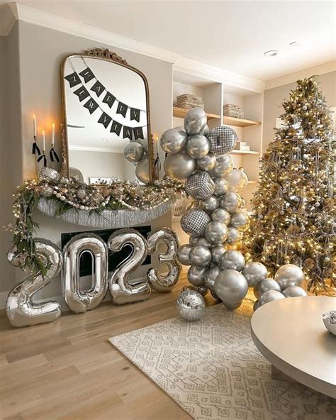 20 Perfect New Year's Eve Party Ideas to Start Your Year Off Right - Lucky Girl Living