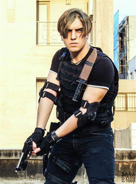 Leon Kennedy Cosplay (Resident Evil) by SPARTANalexandra on DeviantArt