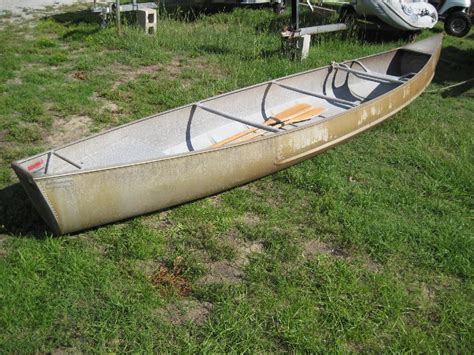 1976 17' Grumman 17 SQ ST CANOE for sale in Morehead City, North Carolina | All Boat Listings.com