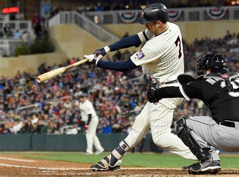 Twins Catcher Joe Mauer Announces Retirement From Baseball | Def Pen