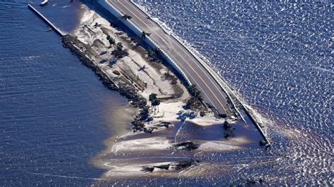 Sanibel Island, Fort Myers severely damaged by Hurricane Ian in Lee County - ABC News