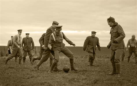 The Potable Curmudgeon: Beer and the Christmas Truce, France, 1914.