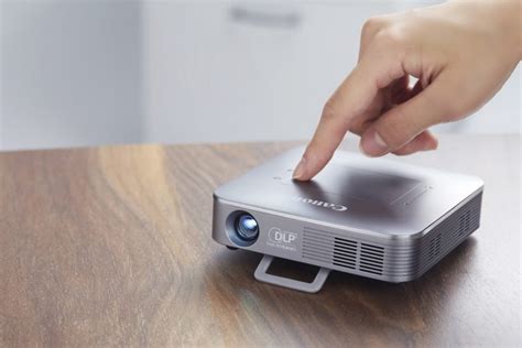 Canon MP250 Wireless Mini Projector Launched; Available In September At RM2199 - Lowyat.NET