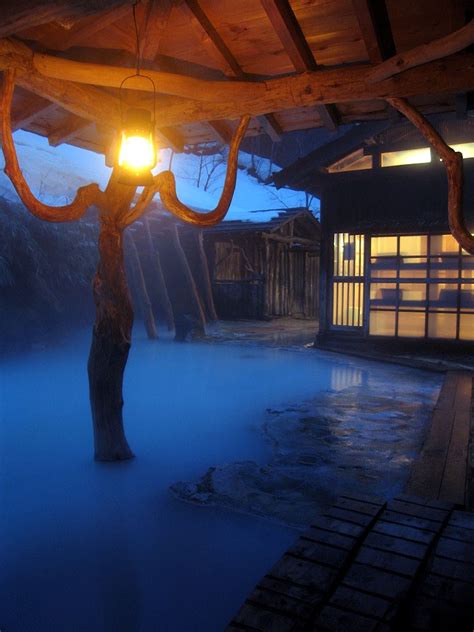 The Snow, Mixed Hot Springs and Dragon of Nyuto Onsen