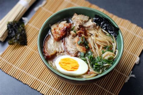 Robust Shoyu Ramen – Honest Cooking