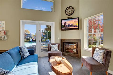 Tukwila Washington Apartments | The Villages at South Station