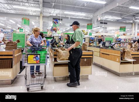 Florida, Stuart, Publix grocery store supermarket food, interior ...