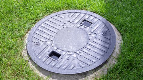 Septic or Sewer? Learn The Pros and Cons of Each System