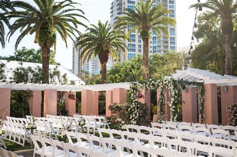 Elegant Gold Downtown St. Pete Garden Wedding | Vinoy Renaissance