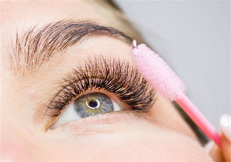 Lash Lifts for that Extra Wow Factor | Mobile Beauty by USPAAH