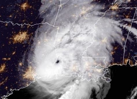 Hurricane Laura bringing "catastrophic storm surge" in parts of Louisiana