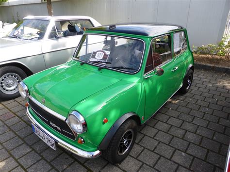 Innocenti Mini Cooper 1300 beim Konzer Old- und Youngtimertreffen am 17.07.2016 - Fahrzeugbilder.de