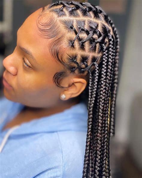 Twin Braiders| ATL Knotless on Instagram: “FINALLY DID THE CROSS CRISS BRAIDS ☺️😍…” | Braided ...