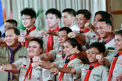 Duterte meets with Boy Scouts of the Philippines | Photos | GMA News Online