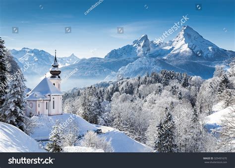 Panoramic View Of Beautiful Winter Wonderland Mountain Scenery In The ...