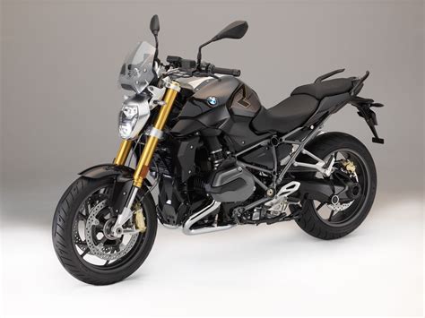 2018 BMW R 1200 R Buyer's Guide | Specs & Price