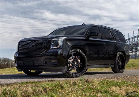 #FrontEndFriday All Murdered Out !! #ShopTruck on 26” @sdforgedwheels with #CopperPlate ...