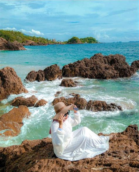 Pantai Marina Lampung, Pesona Batu Karang, Ombak hingga Kisah Misterinya yang Menarik untuk ...