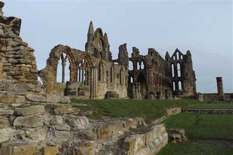 Whitby Abbey ......11/01/1915 | Whitby abbey, Whitby, Barcelona cathedral