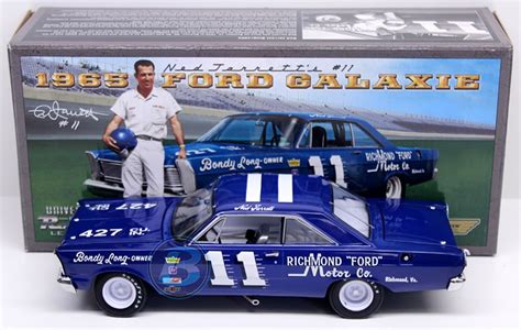 University of Racing Legends Diecast - The Legends of NASCAR