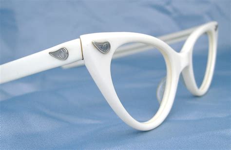 Vintage Women's White Cat Eye Eyeglasses Eyewear Frame