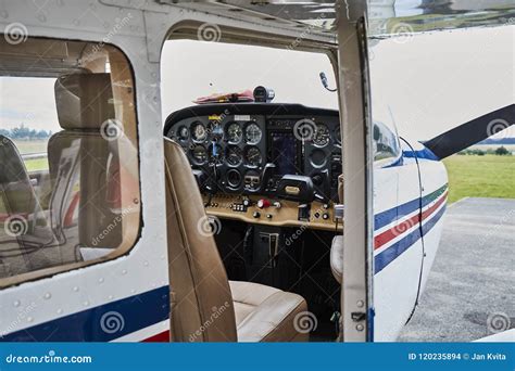 Detailed View Of Cessna 172 Skyhawk 2 Airplane Interior Standing On A ...